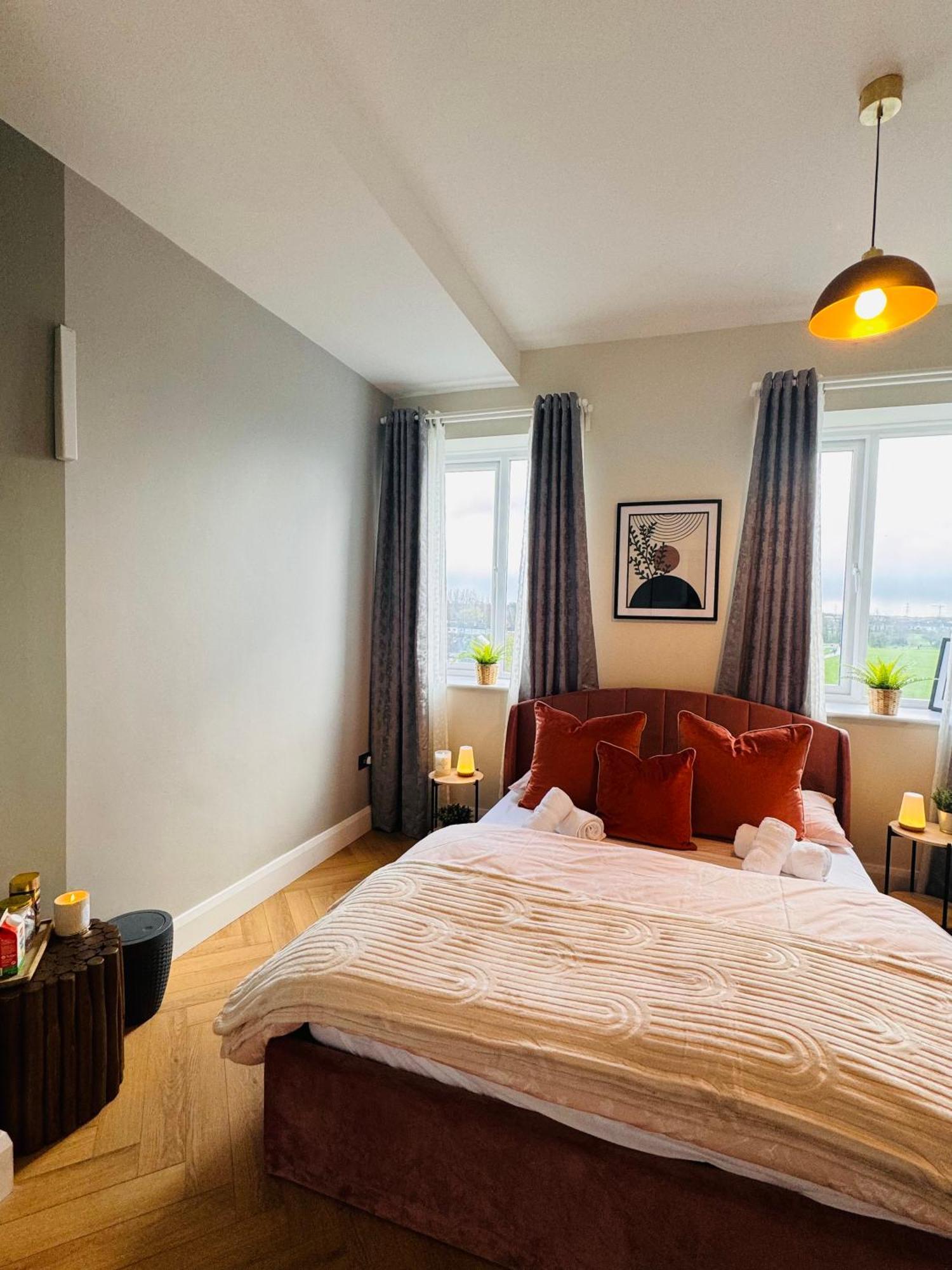 Finnstown Hall- Private Room In Shared Apartment With The Host Dublin Dış mekan fotoğraf